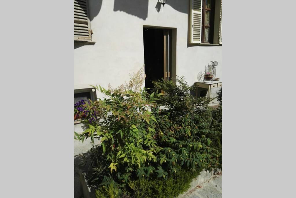 Ferienwohnung Ex Ostu Impero: Vino, Tartufo Ed Ospitalita La Morra Exterior foto