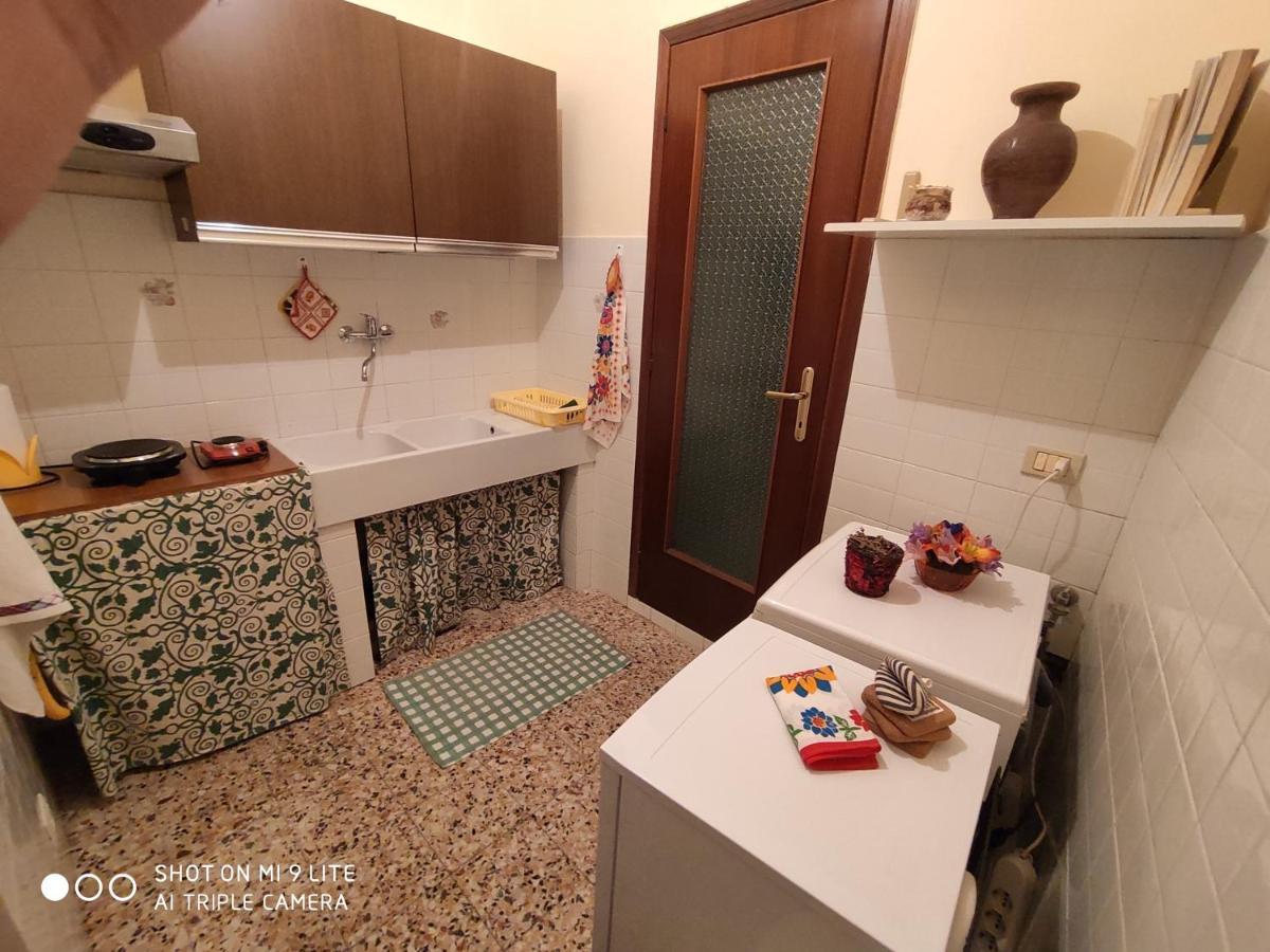 Ferienwohnung Ex Ostu Impero: Vino, Tartufo Ed Ospitalita La Morra Exterior foto